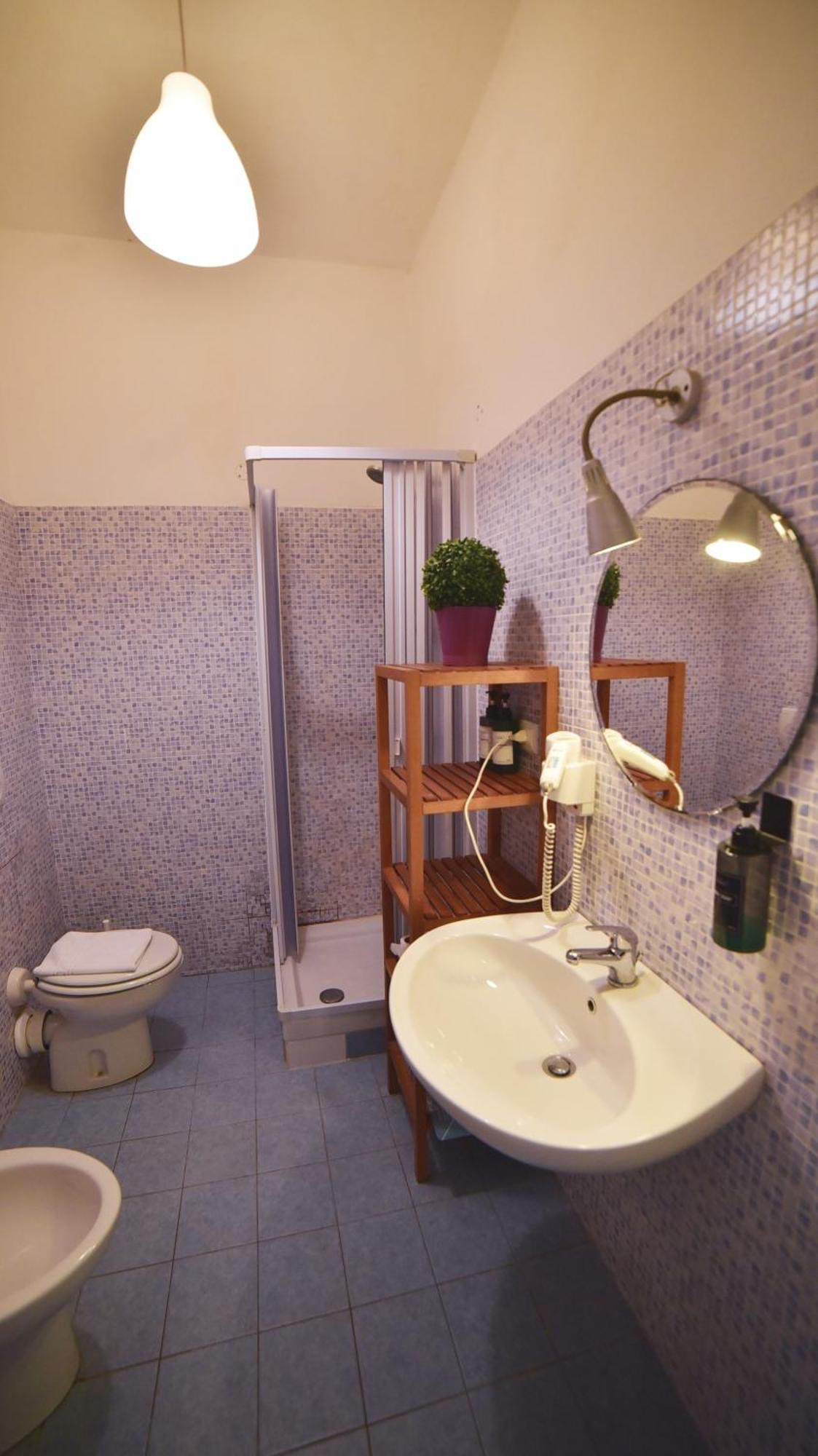 Barcolana Lodge - Hostel Триест Экстерьер фото